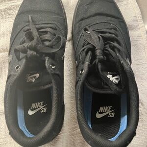Nike Black Sneakers